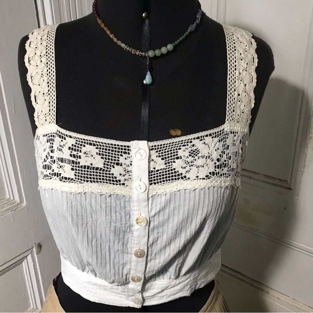 Cotton Seersucker Urban Outfitters Crop Top Size Medium NWT